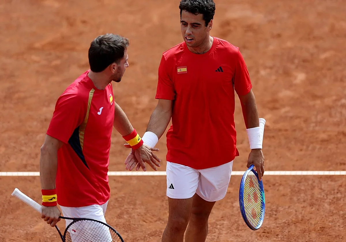 Martínez y Munar sellan el 3-0 ante Chile y meten a España en la Final 8