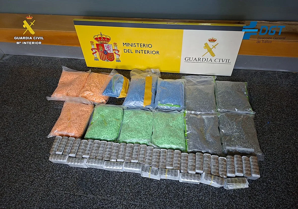 Una avería en la autovía delata a un conductor con 26 kilos de anfetaminas y 15.500 pastillas de benzodiacepinas