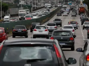 CNH vencida não cancela direito à indenização no seguro de carro, diz Justiça de SP