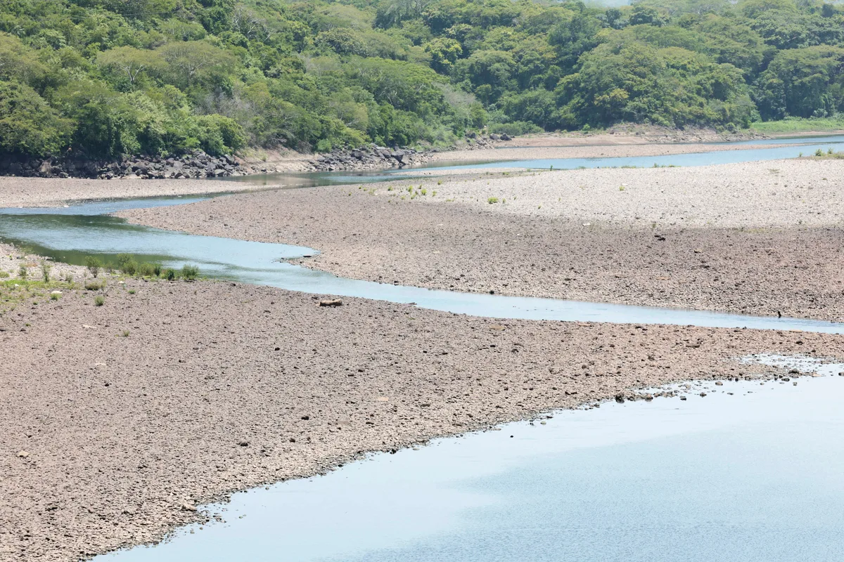 El fenómeno de El Niño reduce el caudal del río Lempa y agrava las pérdidas agrícolas en Centroamérica