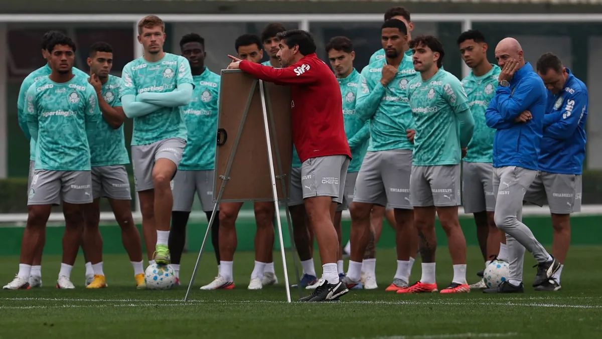Escalação do Palmeiras: Abel tem dúvida para escolher substituto de Allan na Copa do Brasil