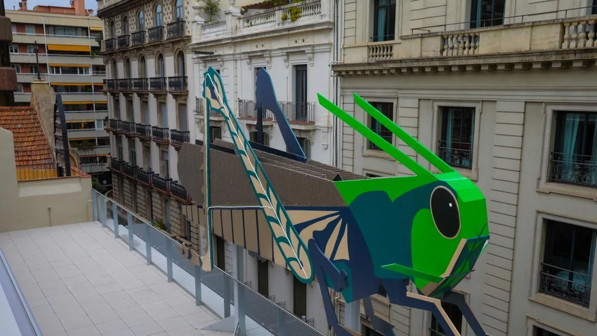 Los arquitectos técnicos de Barcelona revalorizan su profesión en su renovada sede