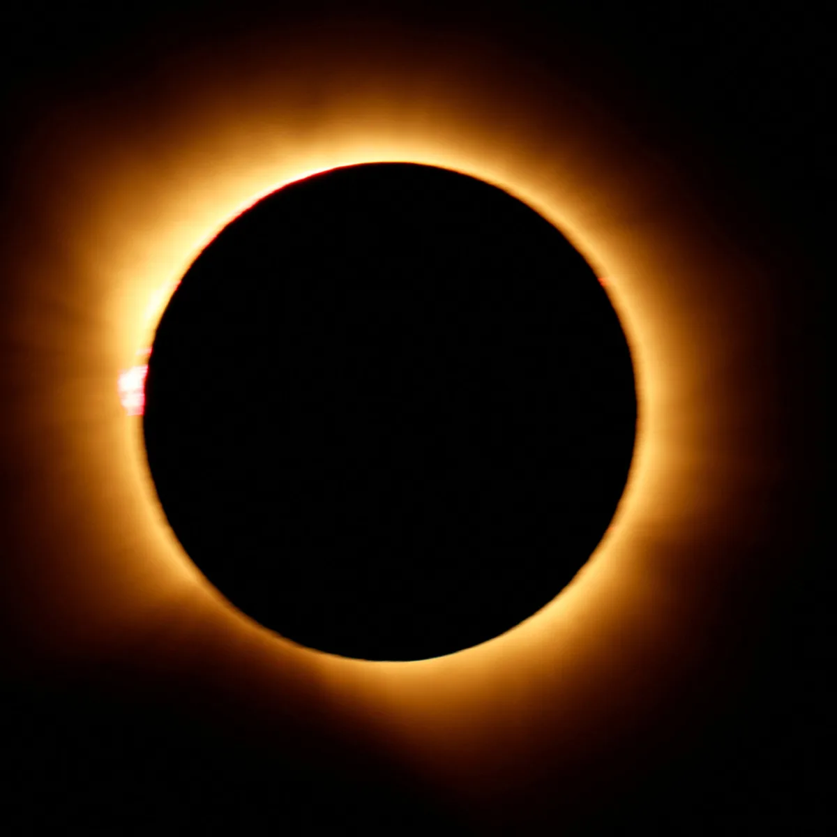 See the 2026 European Solar Eclipse, in Photos and Videos