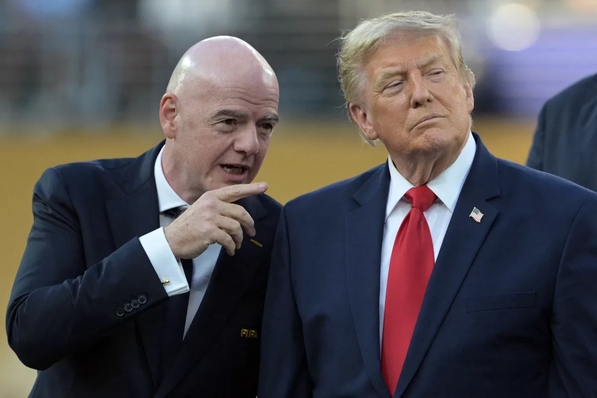 Em meio à crise na Fifa, Trump diz que substituir Infantino seria “erro terrível”