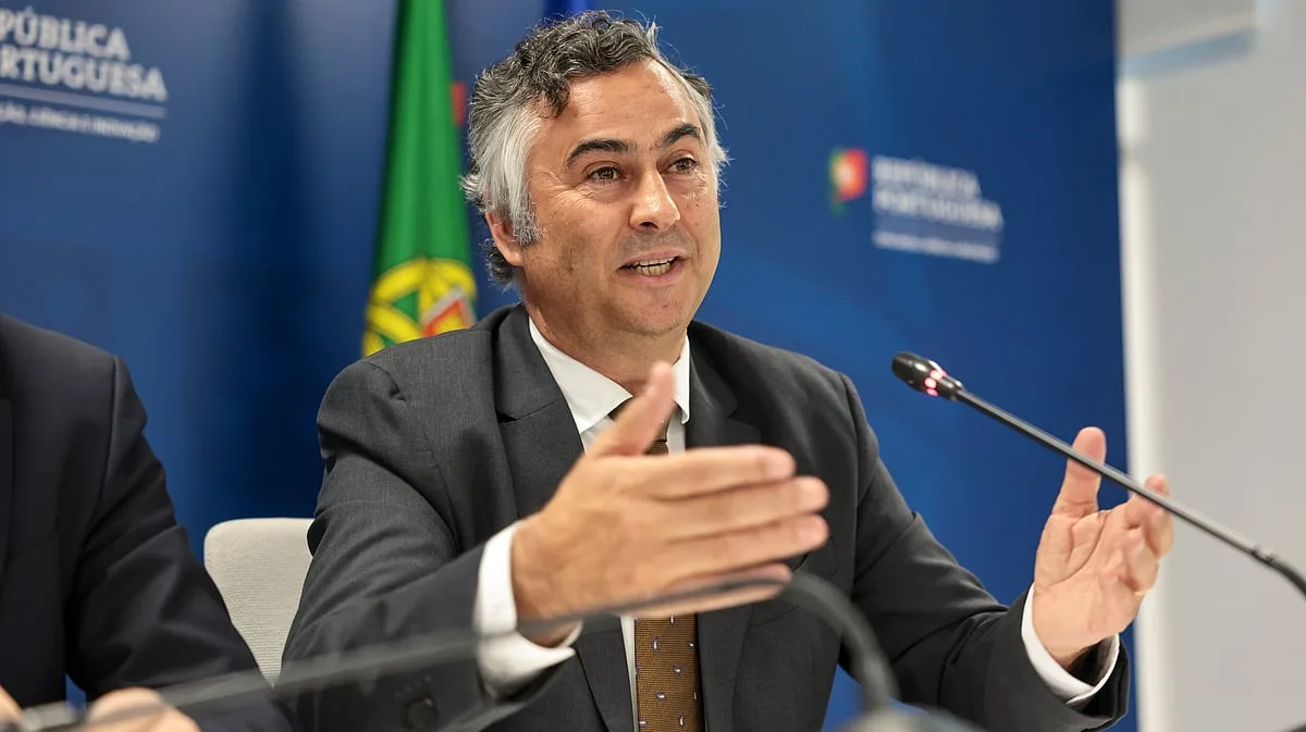 Fenprof apresenta queixa-crime contra o ministro da Educação