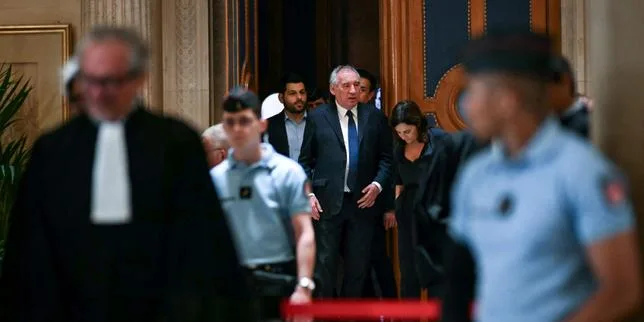 Au procès en appel des assistants parlementaires du MoDem, les curiosités de l’ancien eurodéputé Bernard Lehideux