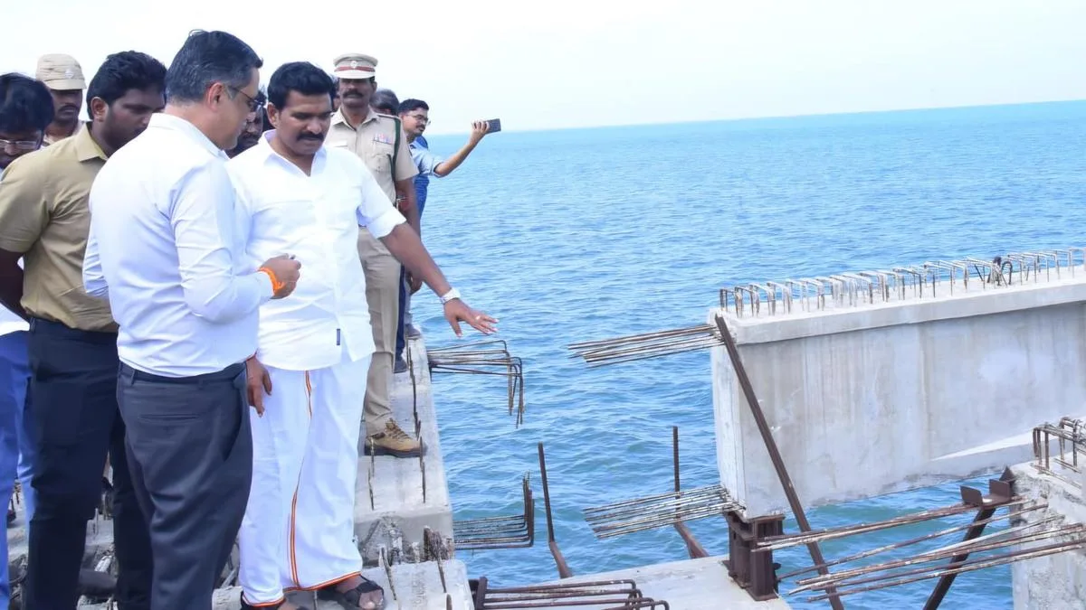 Ministers inspect thermal power plant at Uppur