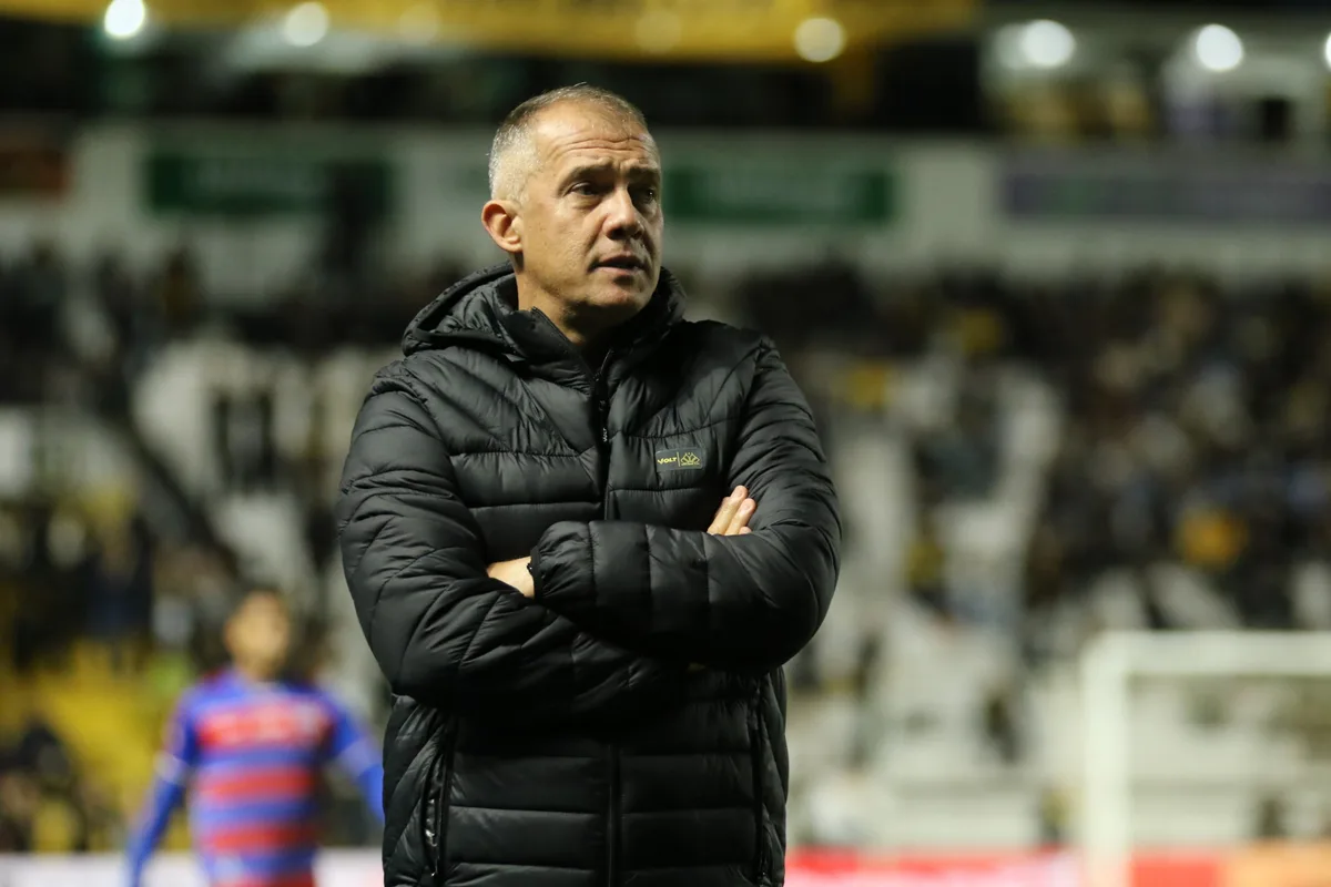Técnico do Criciúma alerta sobre returno da Série B: "Equipes se fortaleceram e contrataram"