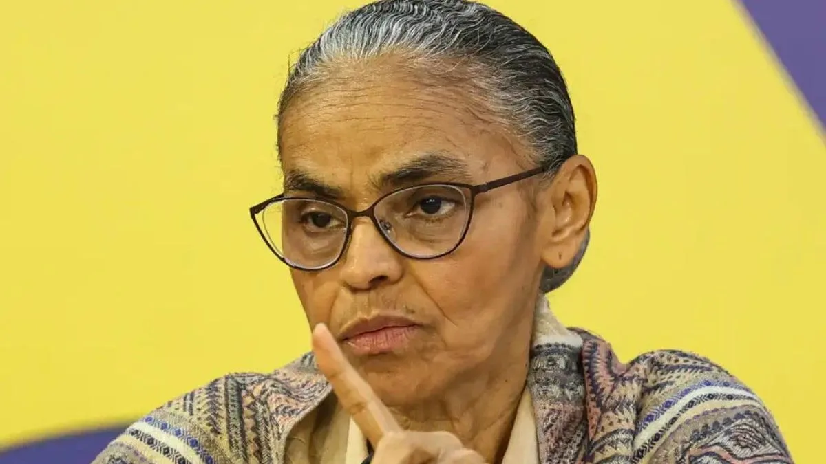 Homem tenta agredir Marina Silva durante caminhada de Haddad com mulheres em São Paulo