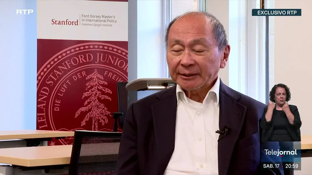Entrevista a Francis Fukuyama. "Com Trump a democracia está em risco nos EUA"