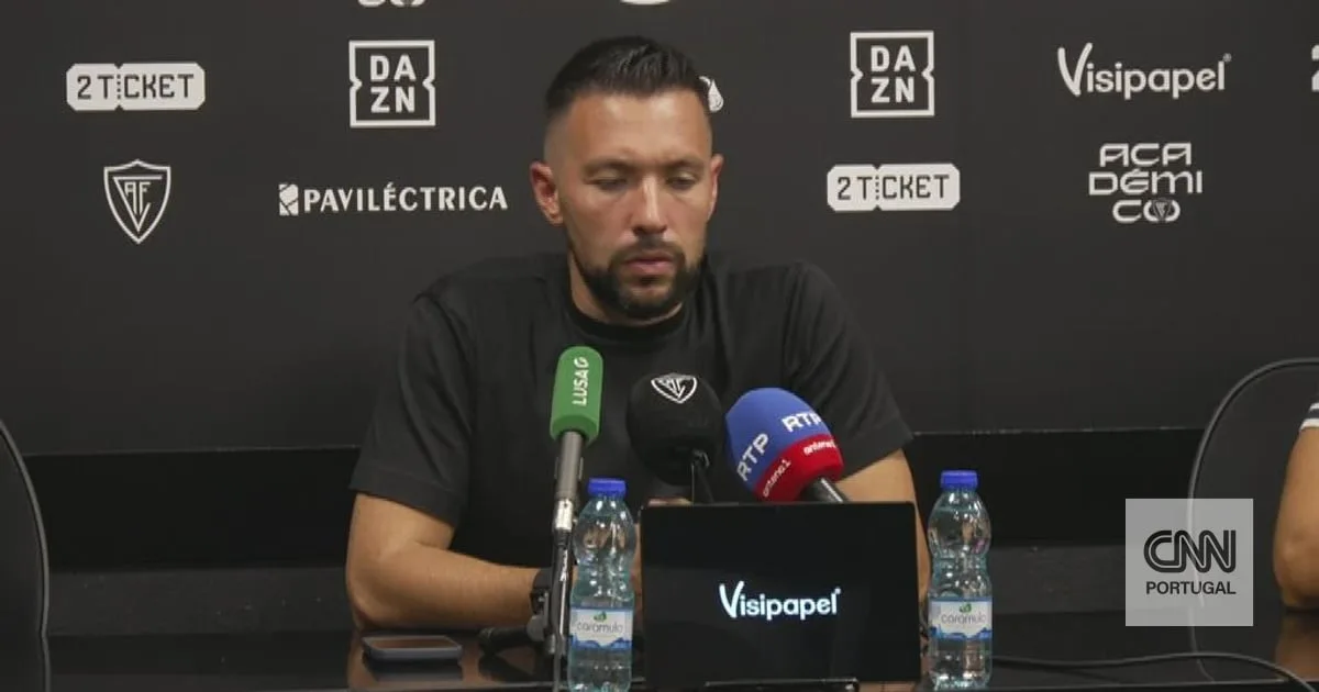 «Organização defensiva? É muito trabalho da equipa e do melhor guarda-redes do mundo»