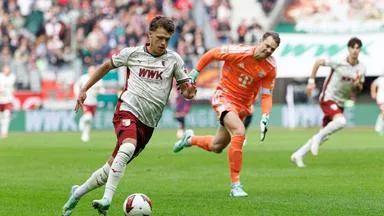 Nach schnellstem Bundesliga-Tor: Bayern retten Punkt in Augsburg