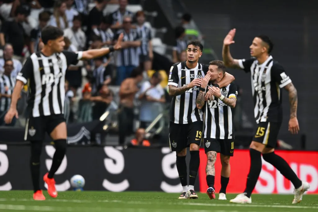 Atlético-MG aproveita ‘apagão’ do Fluminense e vence em casa pelo Brasileirão; veja os gols