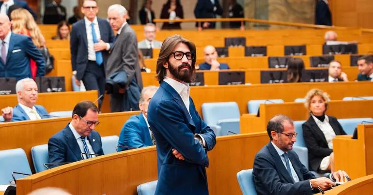 Herdeiro da Luxottica sai da Ray-Ban em guerra familiar