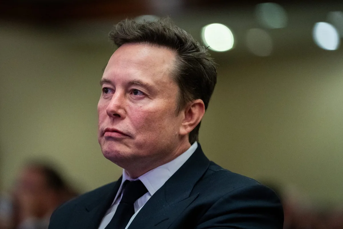 Zelenskyy gives Elon Musk Order of Freedom, asks for more Starlink access for Ukraine