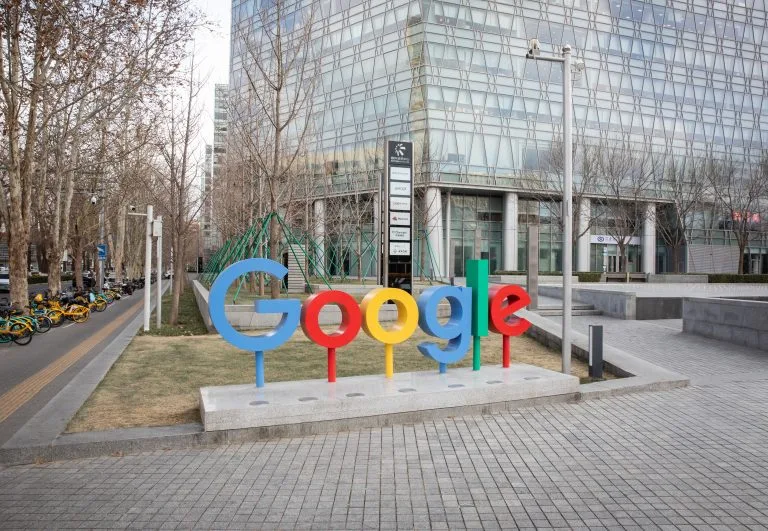 IA. Gemini, da Google, invadiu três empresas reais durante testes de segurança