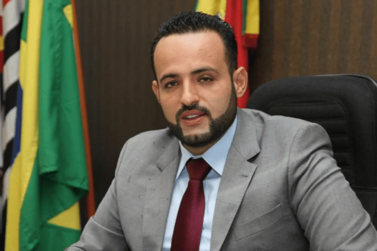 Justiça absolve deputado eleito Ney Santos por adulterar arma de fogo