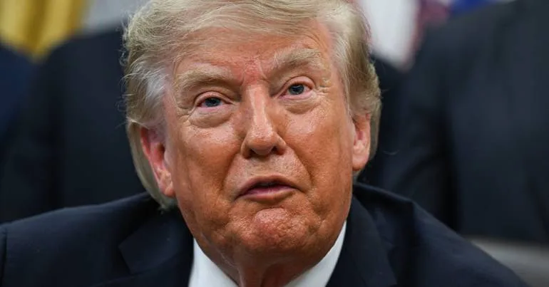 Trump sugere chamar "Estreito Trump" a Ormuz