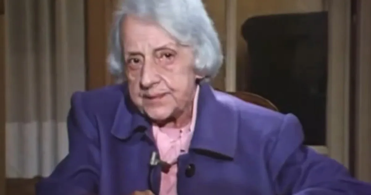 La reflexión de María Zambrano, filósofa española: "Solo lo que no se ha podido dejar de querer, ni aun queriendo, nos pertenece"