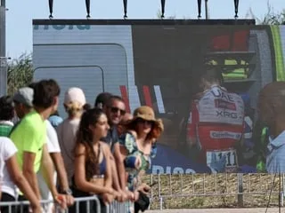 Abandon de Pogacar sur la Vuelta : une pierre à l’origine de la lourde chute fatale au Slovène sur le Tour d’Espagne ?