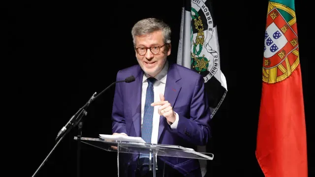 Moedas exige ao Governo os 200 agentes prometidos para Lisboa
