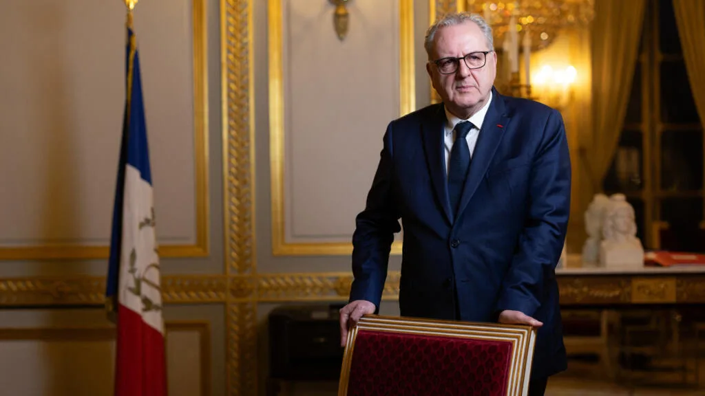 France: le président du Conseil constitutionnel Richard Ferrand s'attire les foudres du RN