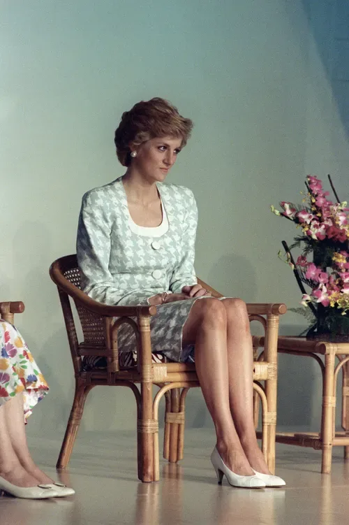 Princess Diana's brother to unveil 'truth' in new book