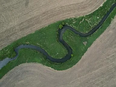 Iowa faces a reckoning over water quality and cancer rates in midterm campaigns