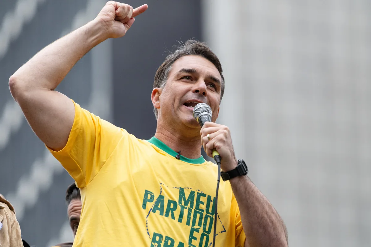 QG de Flávio Bolsonaro vê ‘febre alta’ na economia antes do que Lula esperava