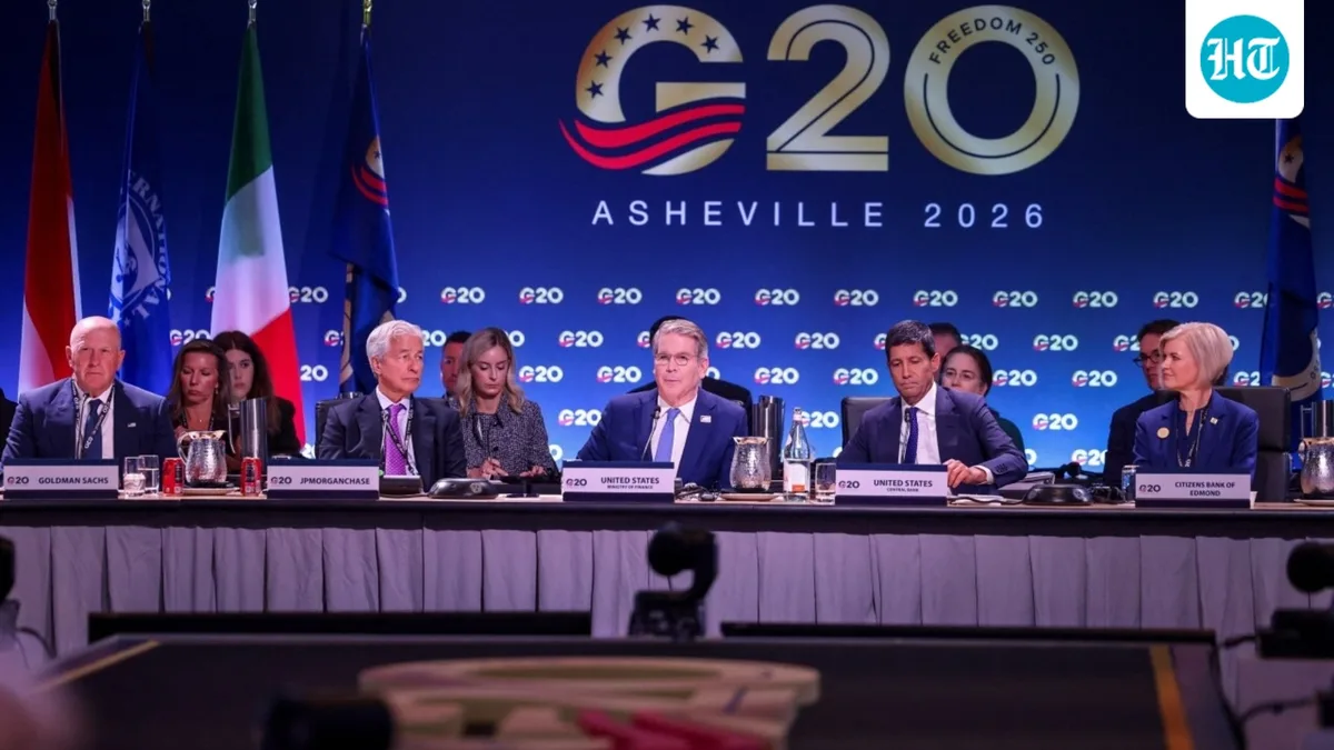G-20 Squabbling Overshadows Summit as Global Bond Markets Strain