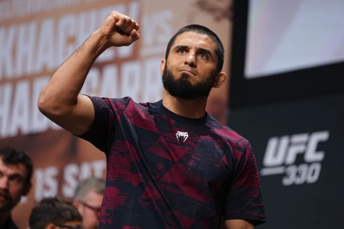 Ислам Махачев назвал рекорд UFC, который не сможет ему покориться