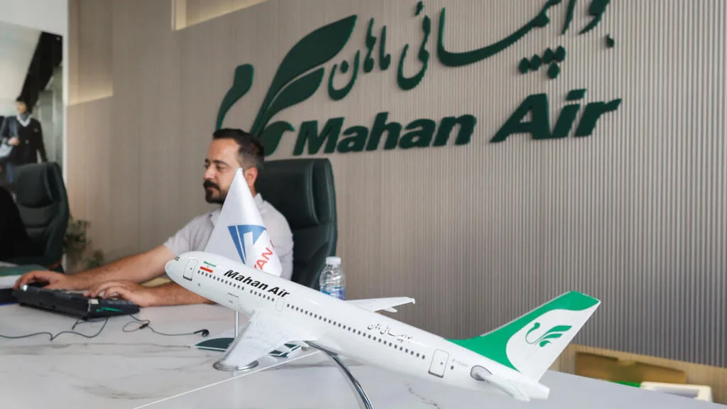 Washington menace de sanctions les entreprises travaillant avec les compagnies aériennes iraniennes