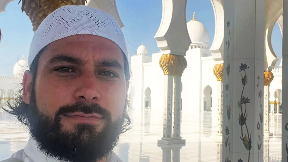 El llamativo gesto de Jota Peleteiro con la Familia Real de Dubái tras la muerte del hermano del multimillonario emir