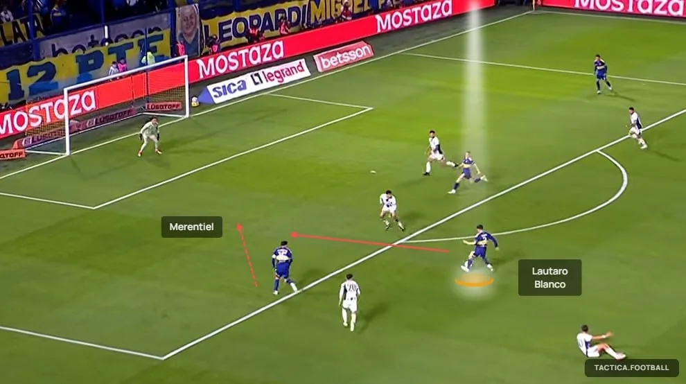 Lautaro Blanco: defiende como 3 y ataca como 10, hizo hacer diez goles y es el jugador fetiche del Vasco