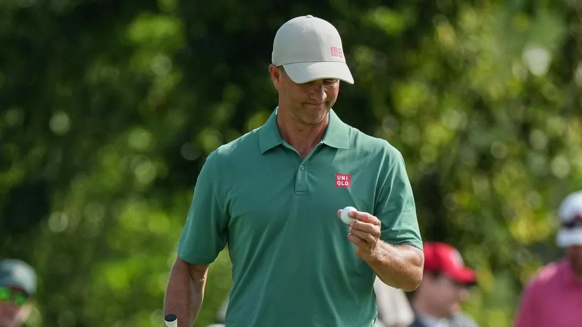 Scott, Lee in the mix for mega-money Tour Championship