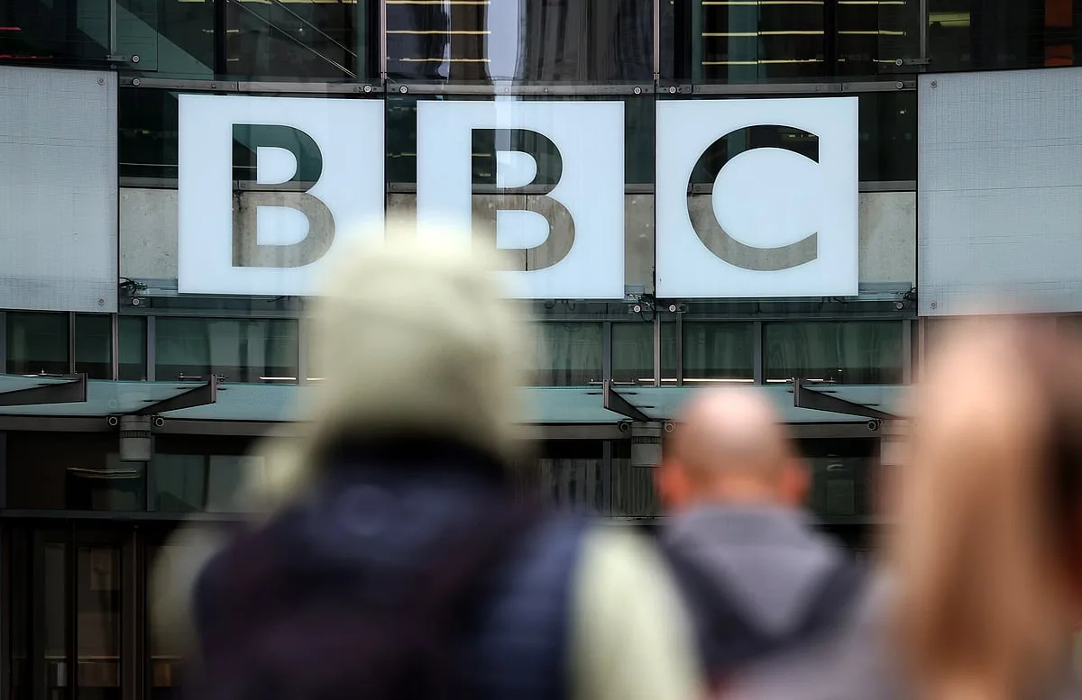 BBC pede ajuda a tribunal dos EUA em processo de difamação movido por Trump