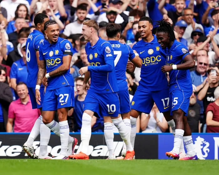 Chelsea v Brighton, Leeds v Brentford, Sunderland v Fulham: Premier League – live