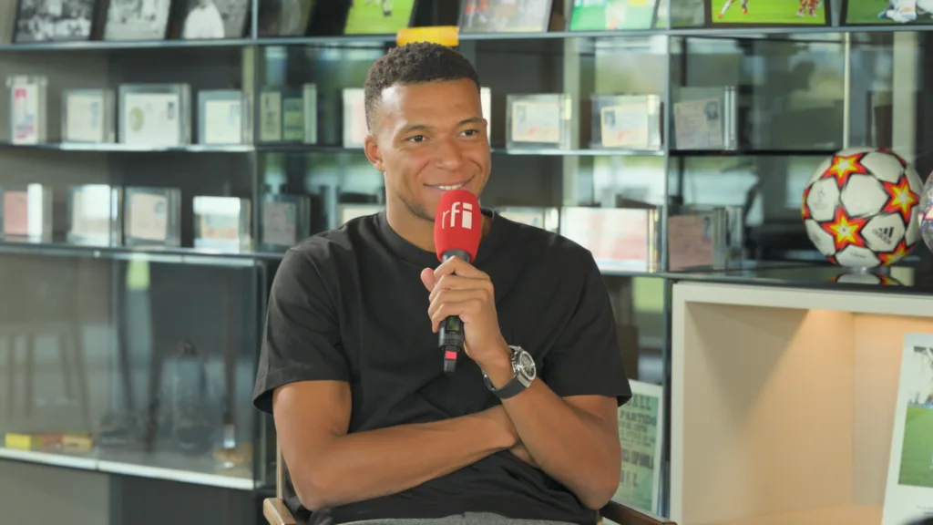 Em ‘campanha’ pela Bola de Ouro, Mbappé aponta motivos para vencer: ‘fui artilheiro nos principais torneios’