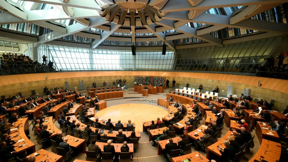 Landtagswahlumfrage für Nordrhein-Westfalen: CDU weiter vorn - AfD legt zu
