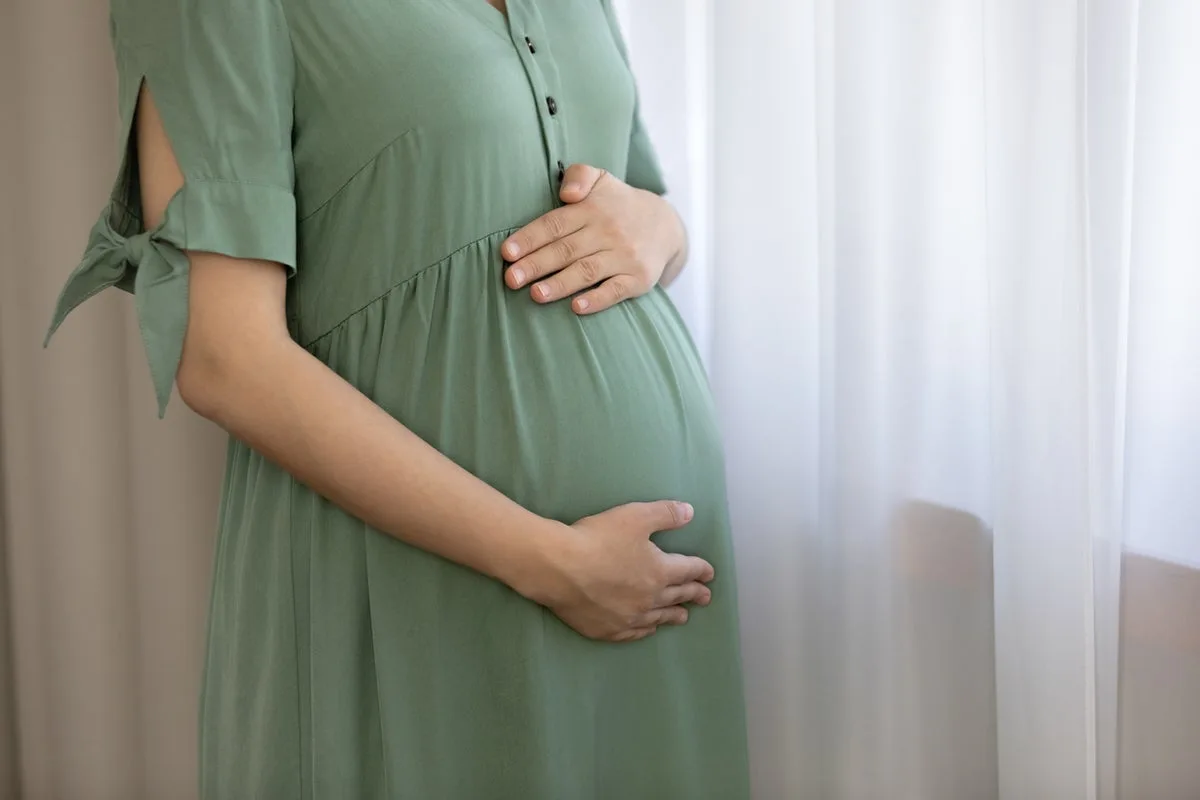 Australian surrogate gives birth to biologically unrelated twins in rare case