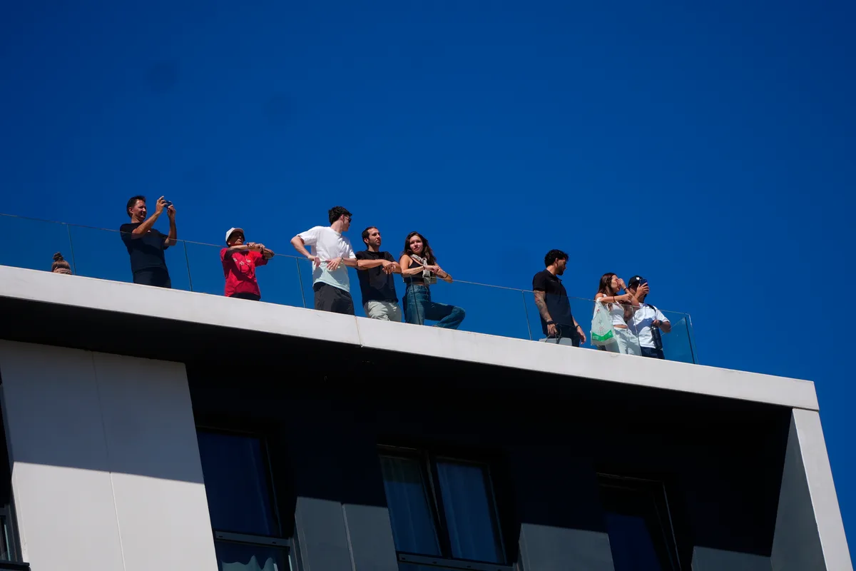 Los vecinos de Valdebebas ante el estreno del Gran Premio: «Me molesta más el ruido del cortacésped que el de la F1»