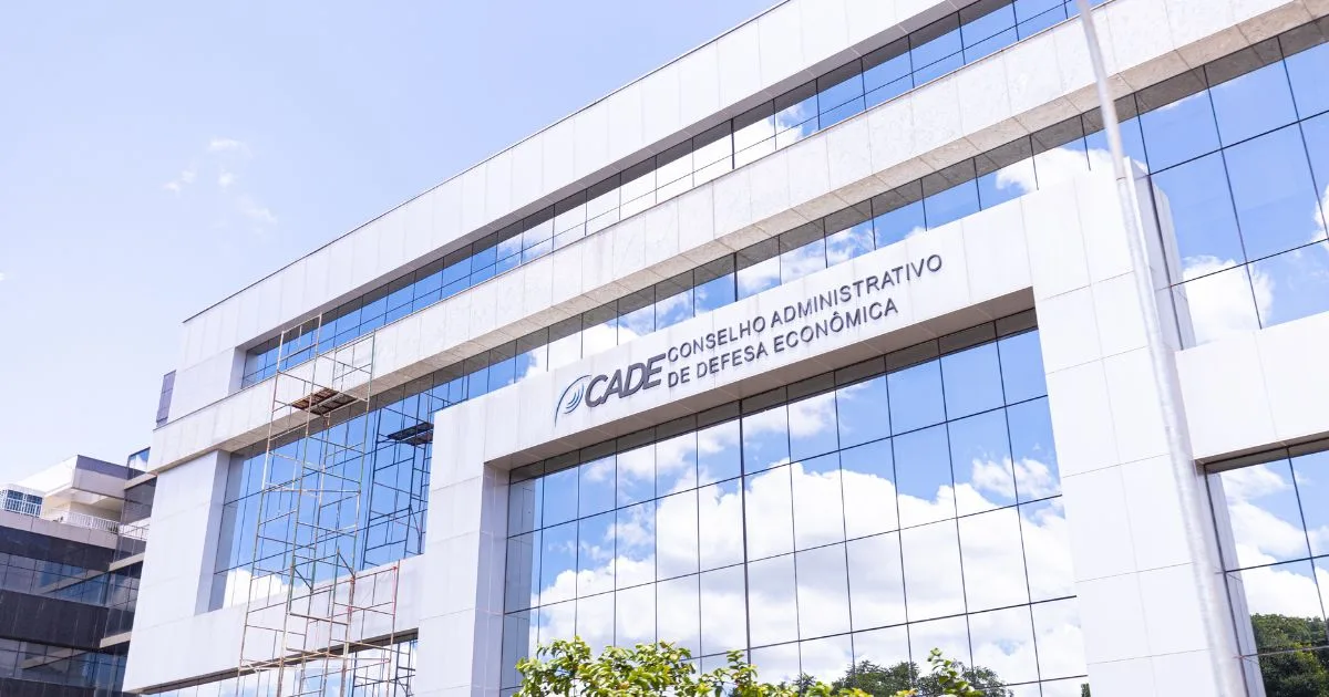 Cade aprova compra da CRDC pela B3 com restrições à Bovespa