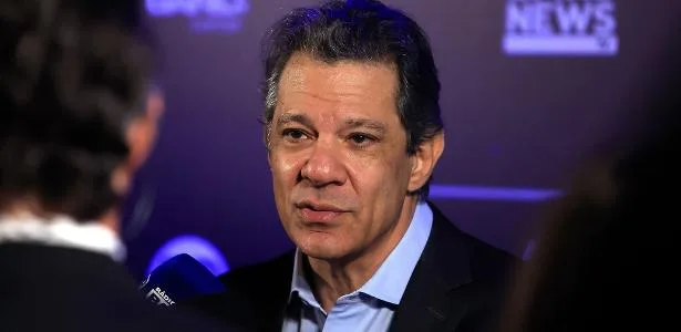 Ao contrário de Bolsonaro, Lula não está protegendo o filho, diz Haddad