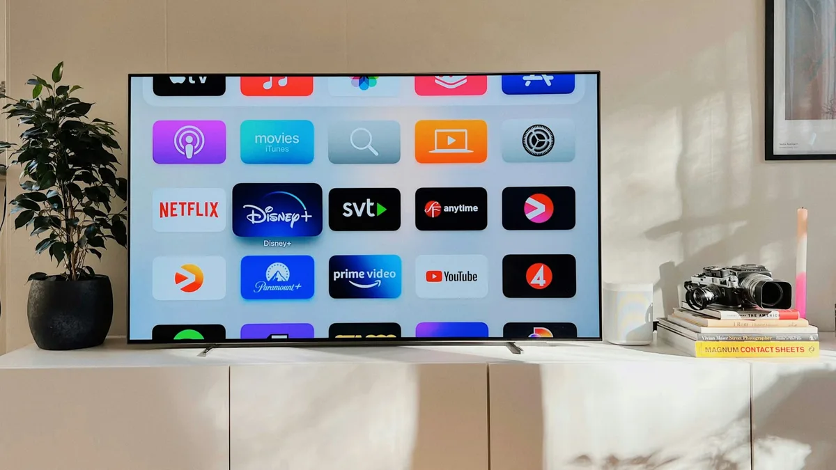 Los televisores modernos pueden saber qué estás viendo: qué es el ACR y cómo proteger tu privacidad