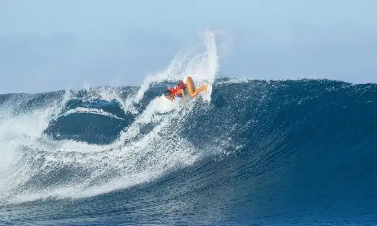 Fiji Pro é adiado e cinco brasileiros aguardam volta das ondas em Cloudbreak