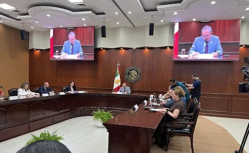 Aprueban nueva licencia de Rocha Moya; Congreso alista elección de gobernador interino