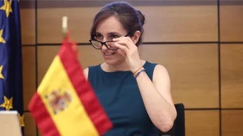 Mónica García, sobre el ático de Ayuso: "Tiene una aticofilia que es digna de estudio"