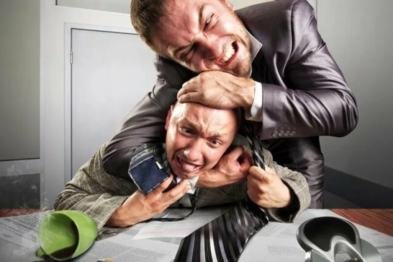 Judge orders Microsoft to spill internal docs and scour execs' comms in secondhand licensing case
