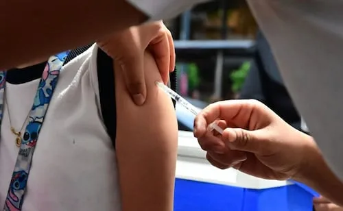 Inicia Campaña Nacional de Vacunación para la Temporada Invernal 2026-2027; piden acudir a centros de salud