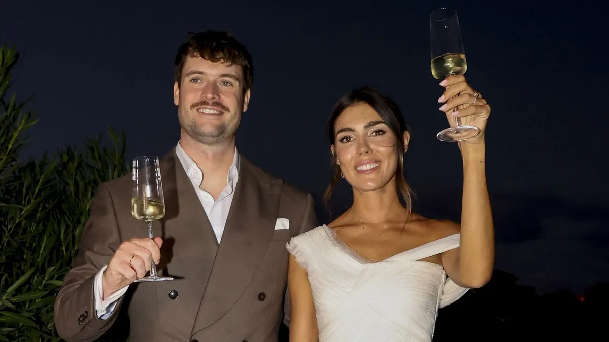 Anna Ferrer y Mario Cristóbal se casan en Cádiz: las lágrimas de Paz Padilla en la boda y el mensaje sobre su amor